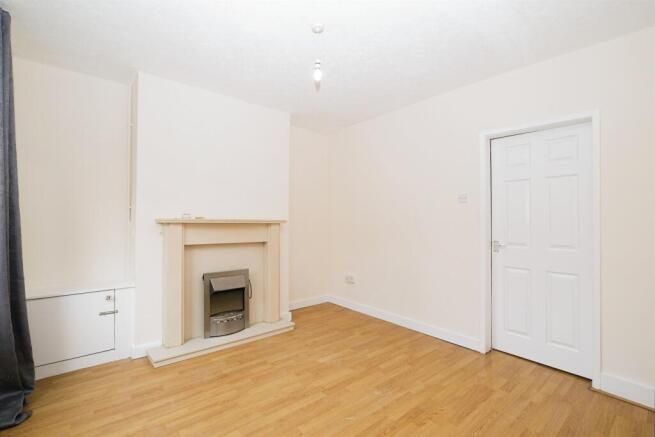 Property photo 3 of 12 Image