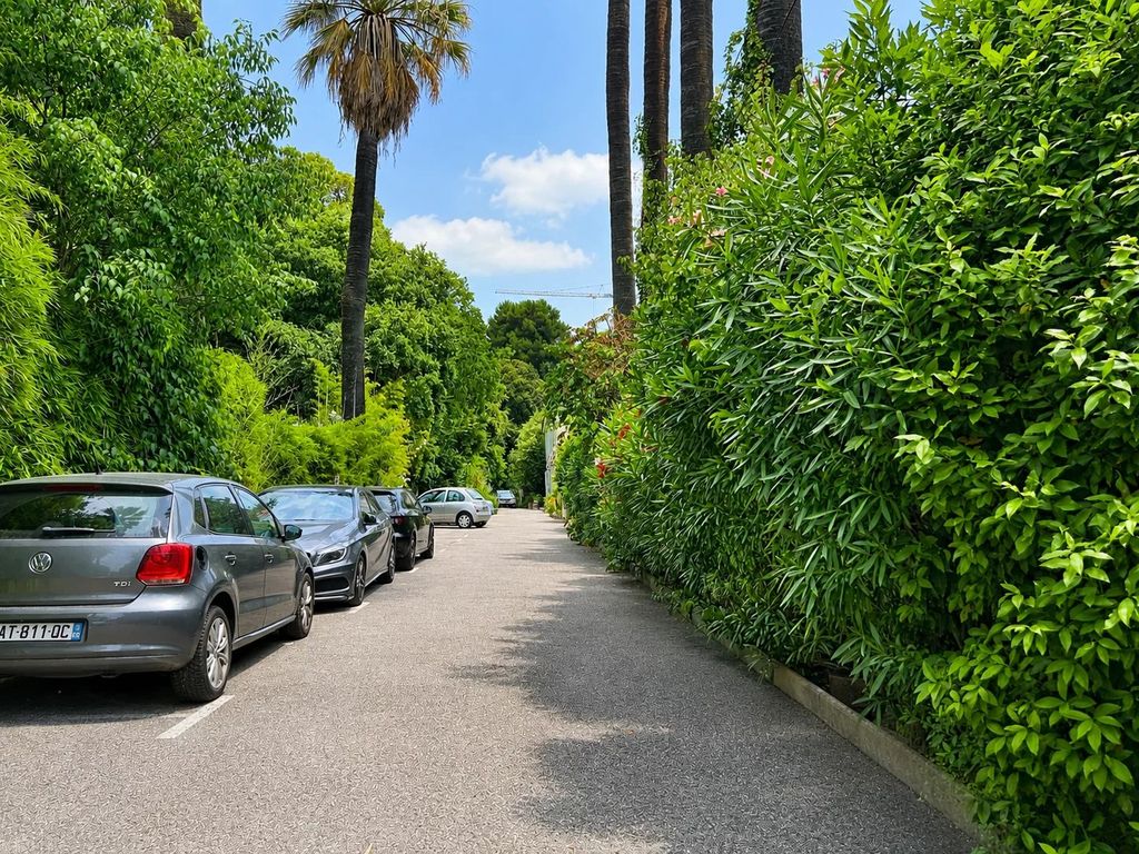 Property photo 2 of 2