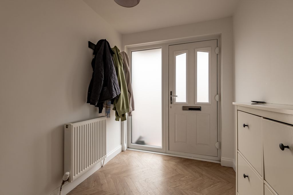 Property photo 2 of 24 Inner Hallway