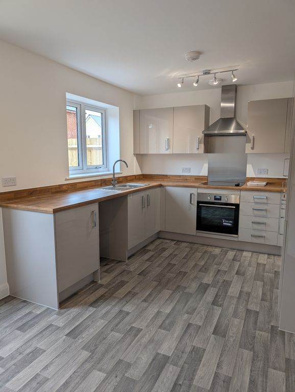 Property photo 2 of 9 Plot 18 Kitchen