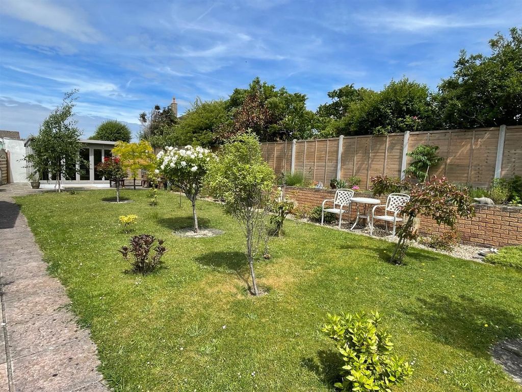 Property photo 2 of 32 Thumbnail_Image9.Jpg