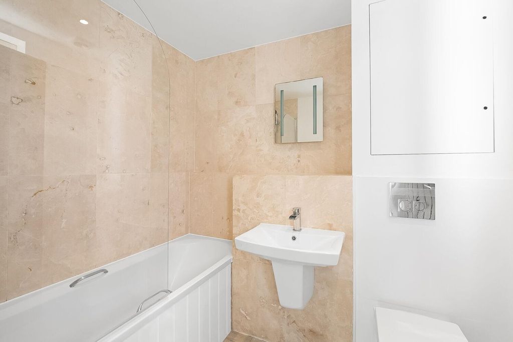 Property photo 3 of 7 6.Jpg