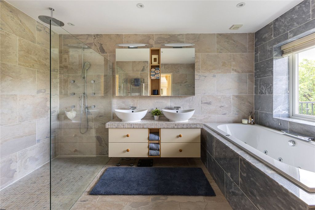 Additional image 18 of 9 bed detached house for saleBox End Road, Bromham, Bedford MK43