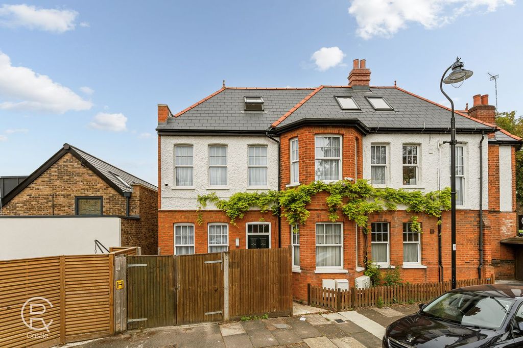 Property photo 1 of 13