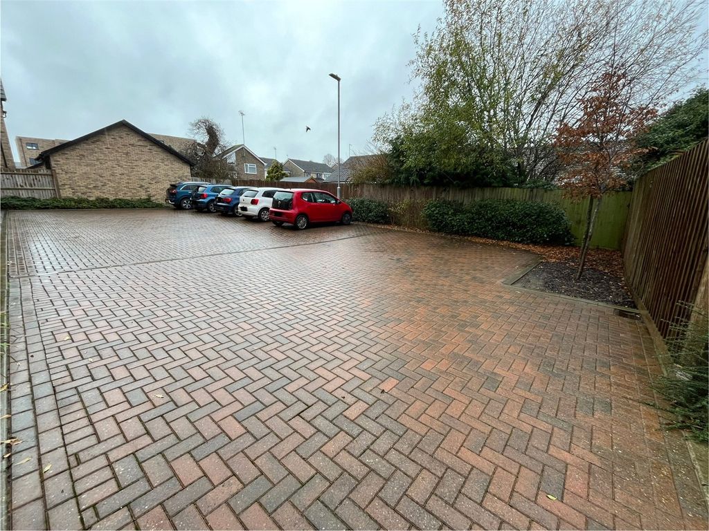 Property photo 2 of 11 Picture No. 20