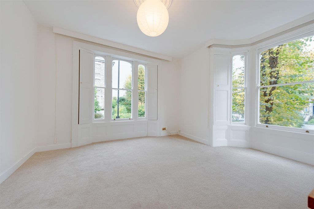 Property photo 2 of 16 53596_Hi_Res_ (2).Jpg