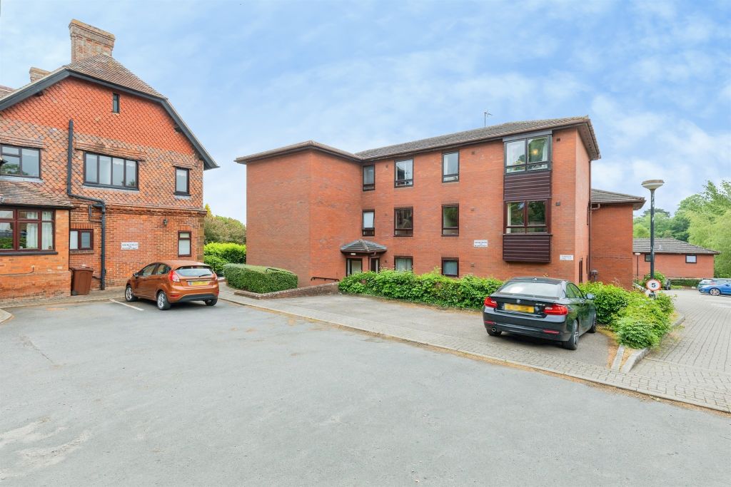 Property photo 2 of 11