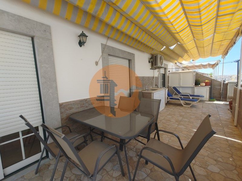 Property photo 1 of 31