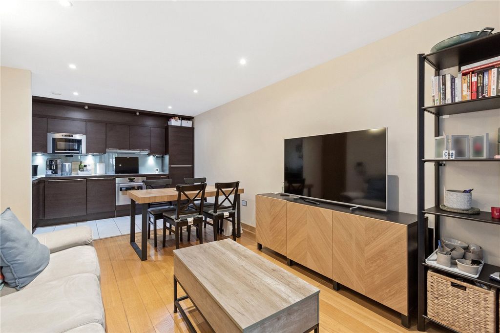 Property photo 3 of 15 Picture No. 27