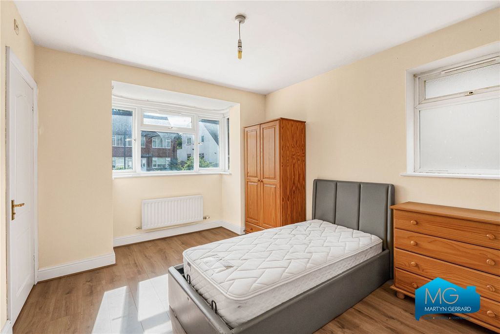 Property photo 3 of 15 Picture No. 06