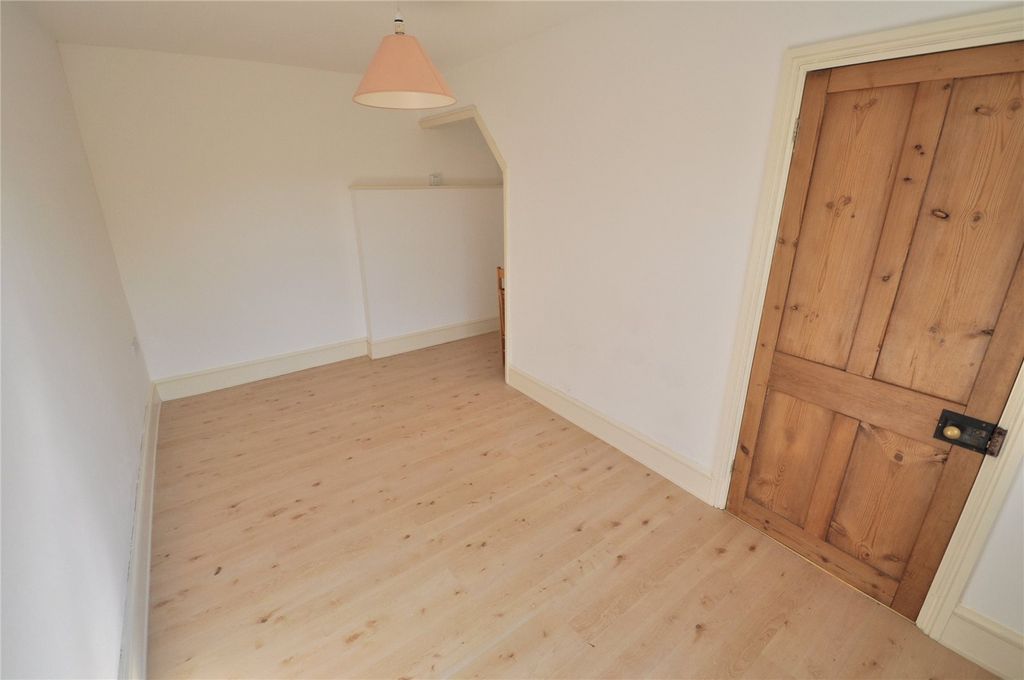 Property photo 3 of 9 Sitting Room