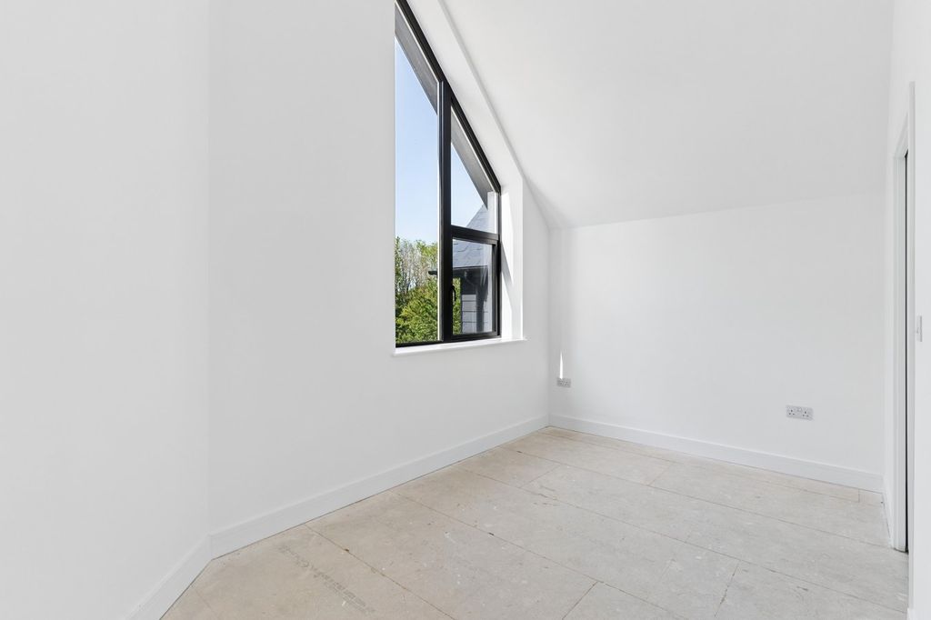 Additional image 17 of 4 bed detached house for saleKingsoak, Hitchin SG4