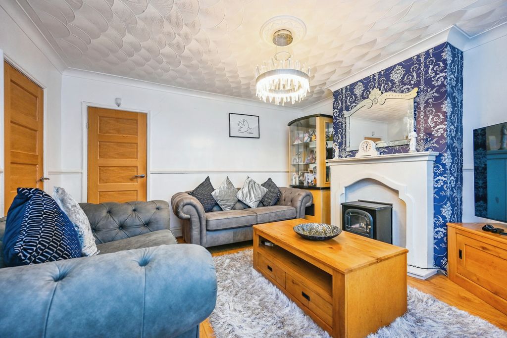 Property photo 3 of 14 Photography