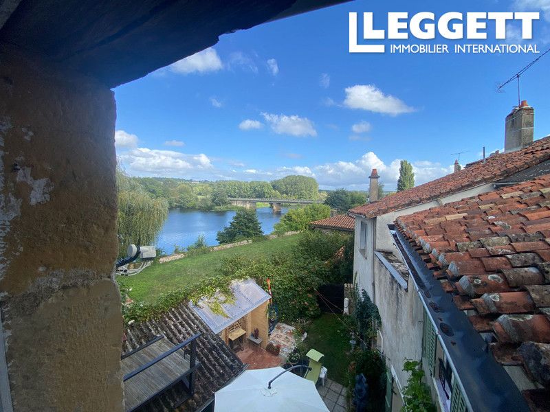 Property photo 3 of 10