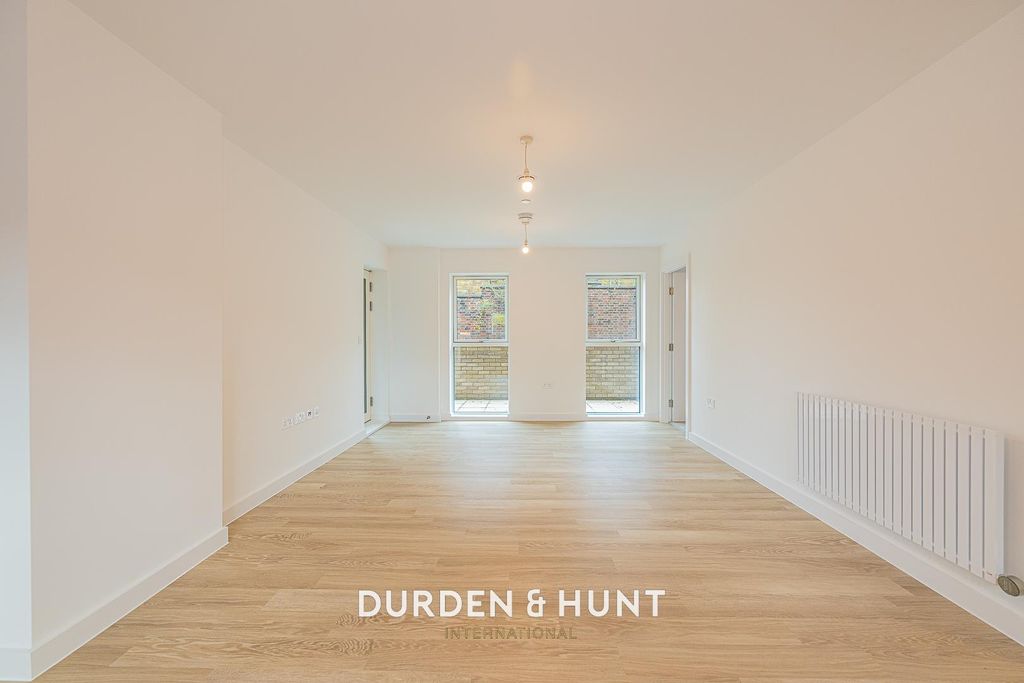 Property photo 3 of 18 Verdant-16.Jpg