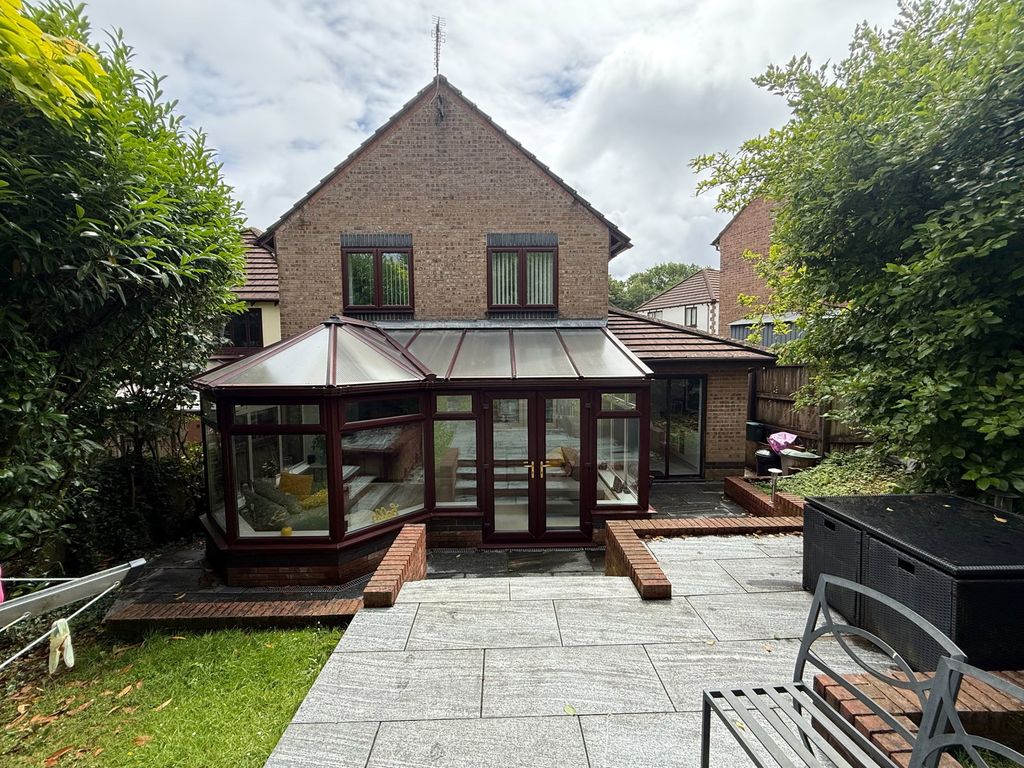 Property photo 2 of 26