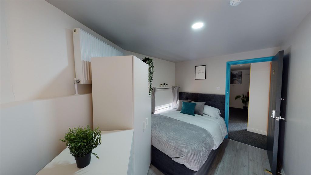 Property photo 1 of 5 1020 B R7.Jpg