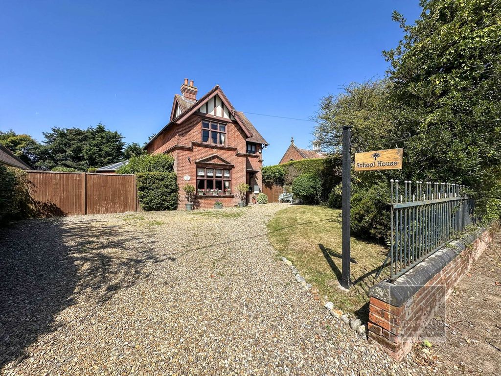 Property photo 1 of 29