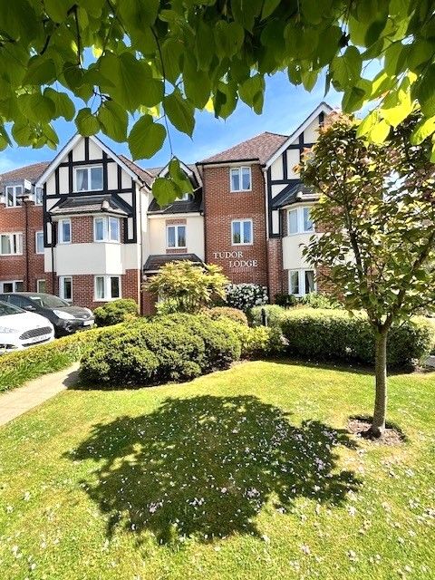 Property photo 2 of 18