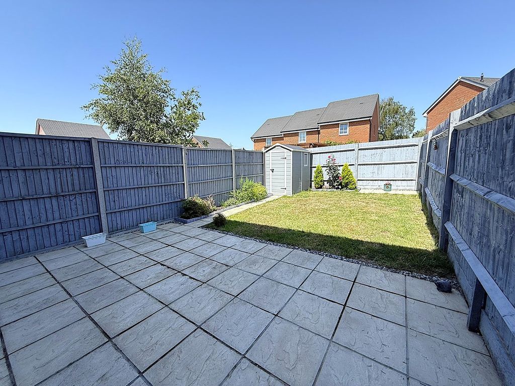 Property photo 2 of 24