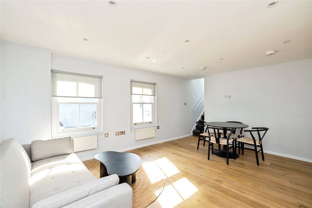 Property photo 1 of 21 Reception Room