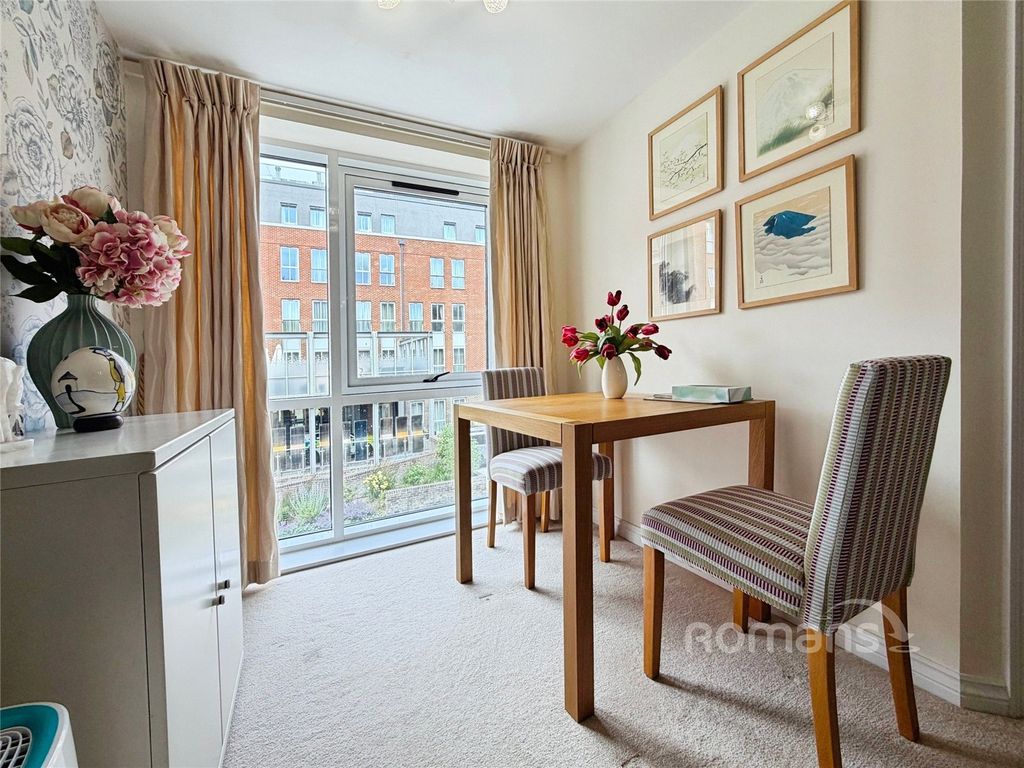Property photo 3 of 13 Picture No. 06