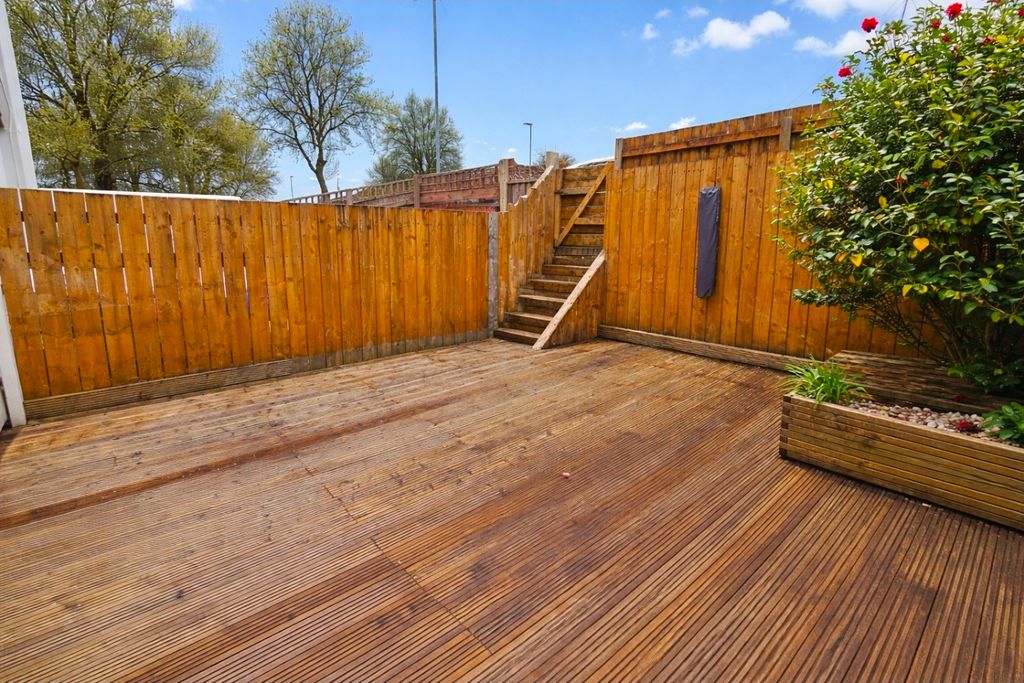 Property photo 2 of 15 Rear Garden