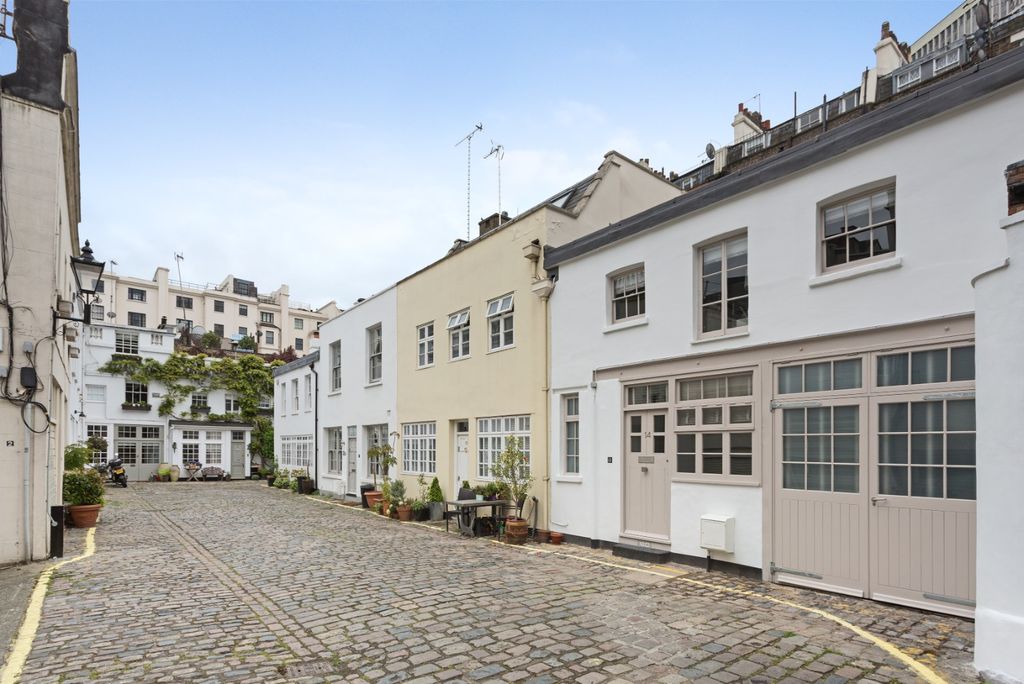 Property photo 1 of 15 93680