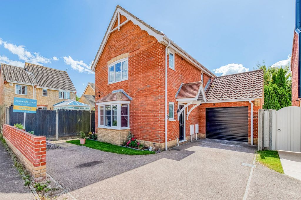 Property photo 1 of 16