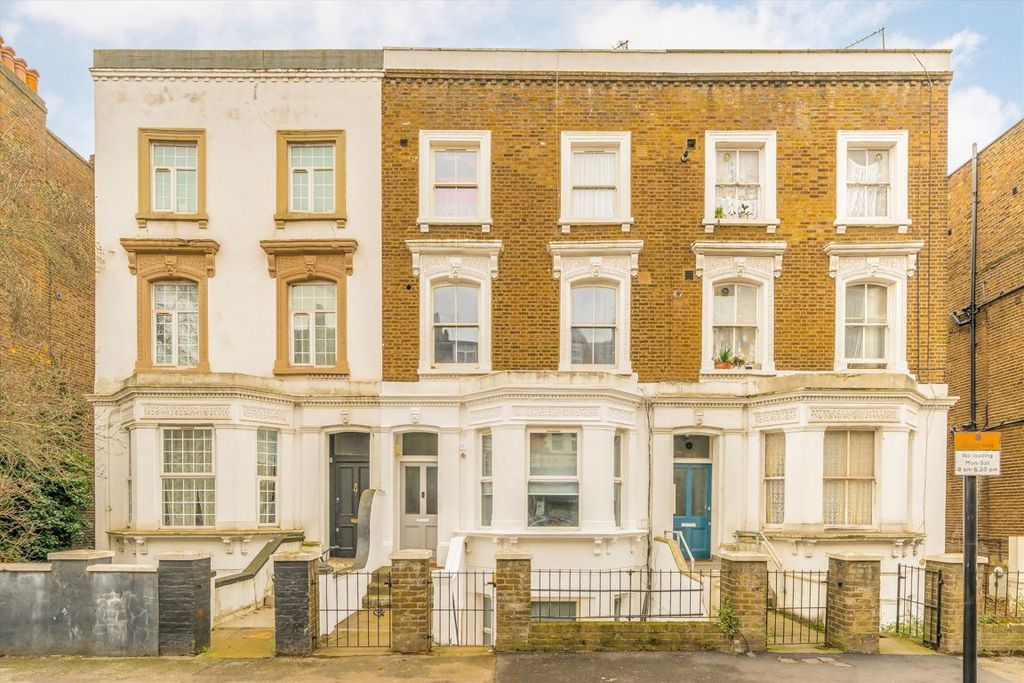 Property photo 1 of 5