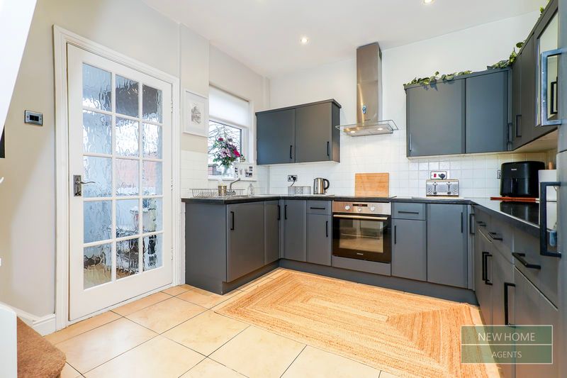 Property photo 2 of 15 Photo 8