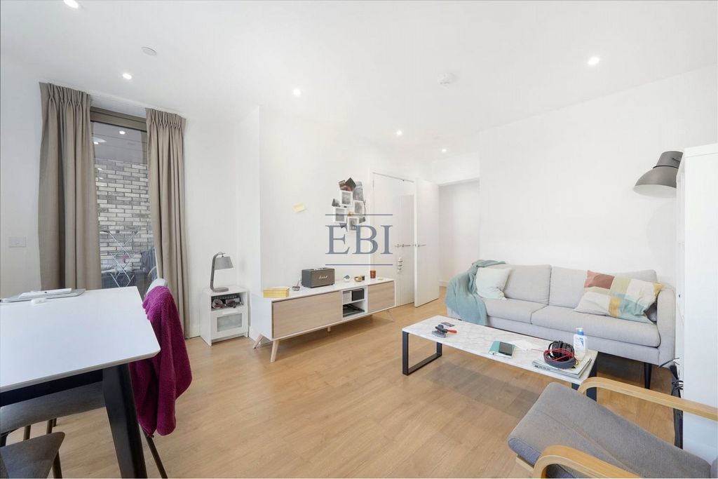 Property photo 2 of 16 Picture No. 31