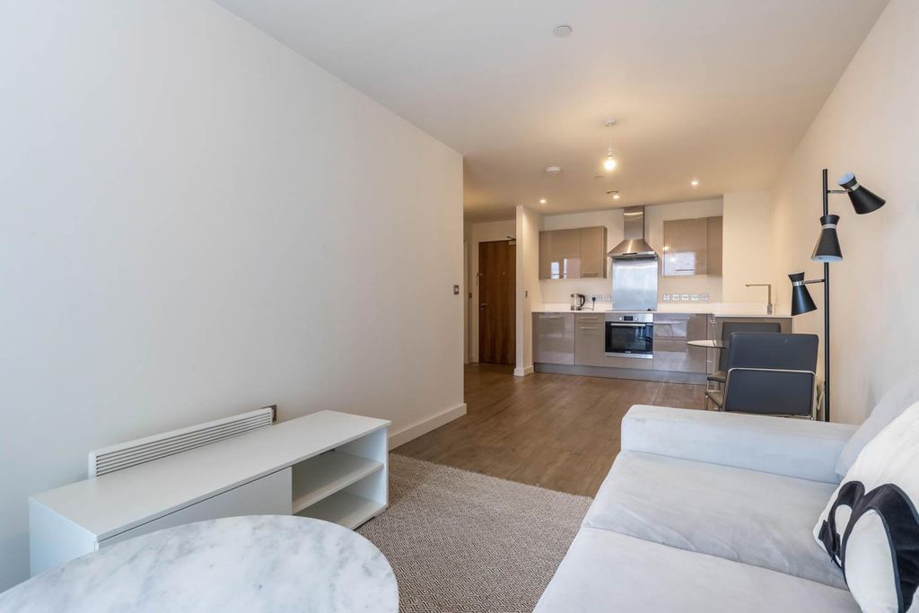 Property photo 2 of 17 Living Area