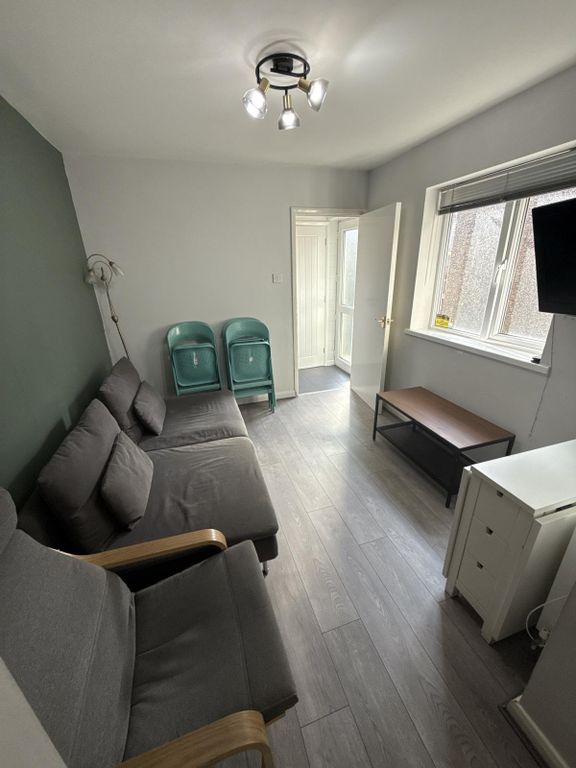 Property photo 3 of 9 Living /Dining Room