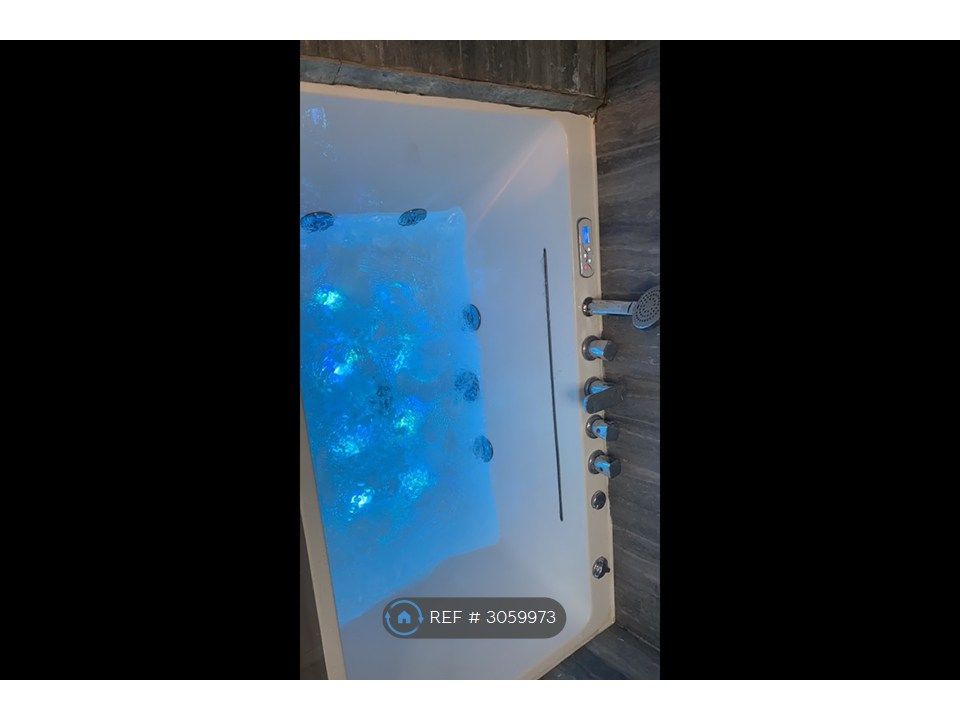 Property photo 1 of 21 Hot Tub