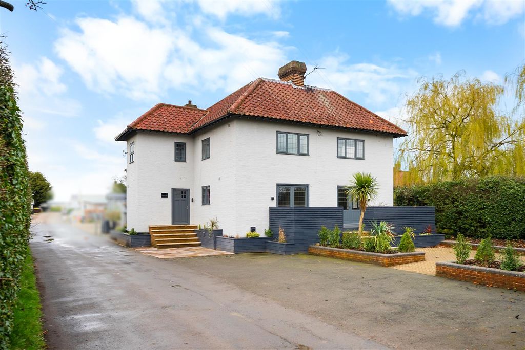 Property photo 1 of 11 Dsc07901-2.Jpg