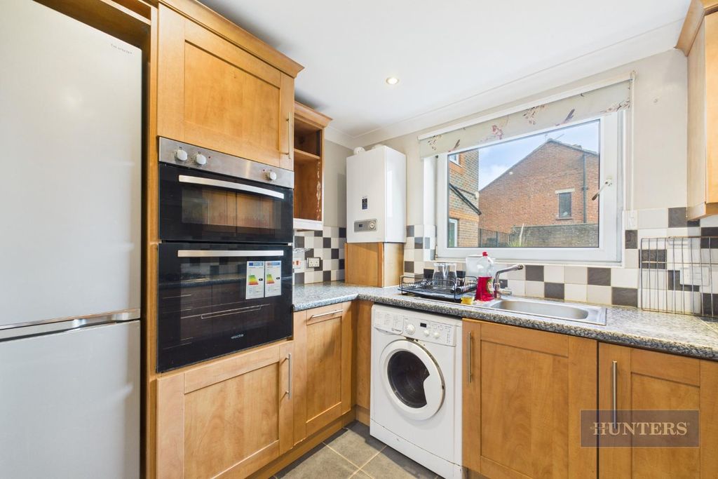 Property photo 3 of 11 Cam05152G0-Pr0292-Still003.Jpg