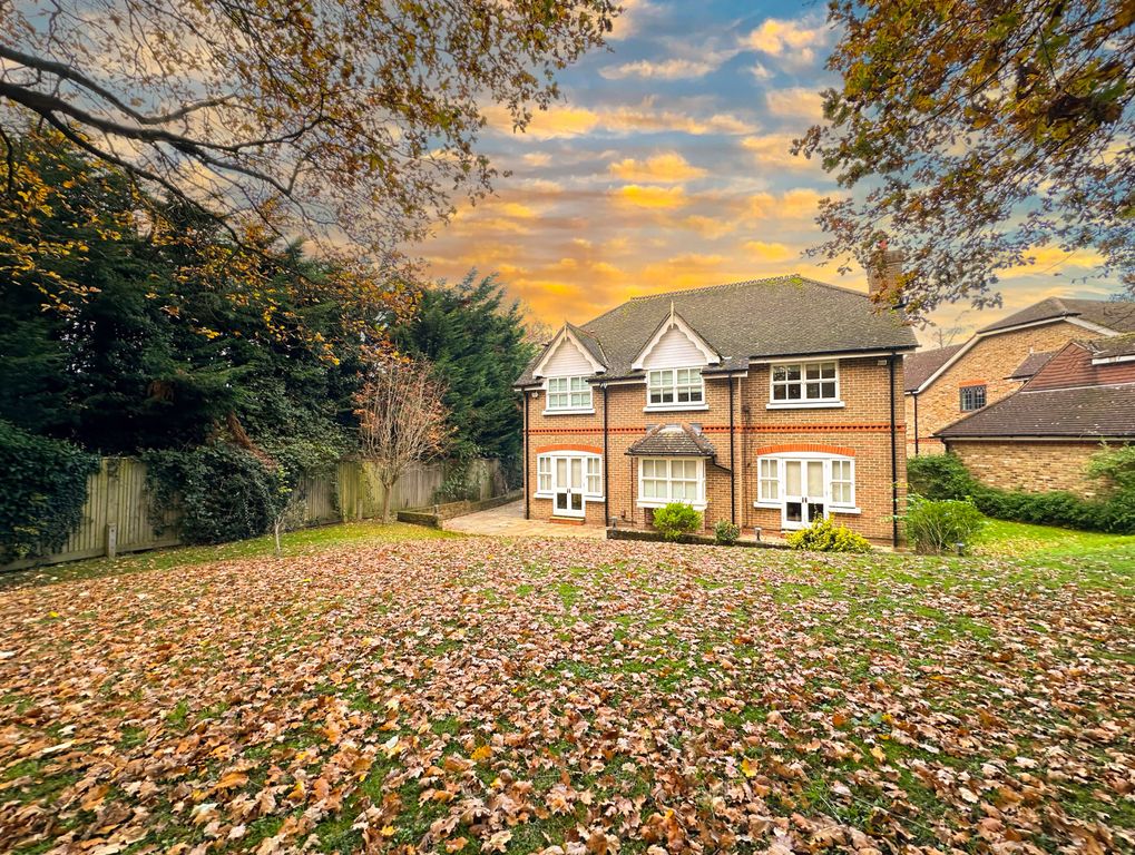 Property photo 3 of 31