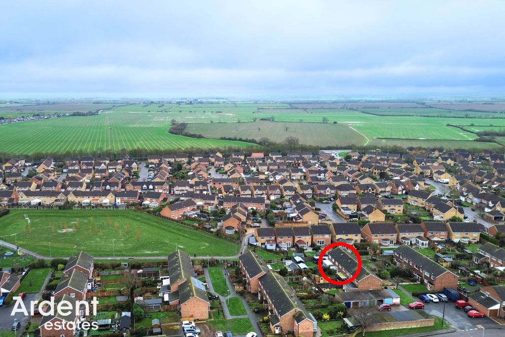 Property photo 2 of 16