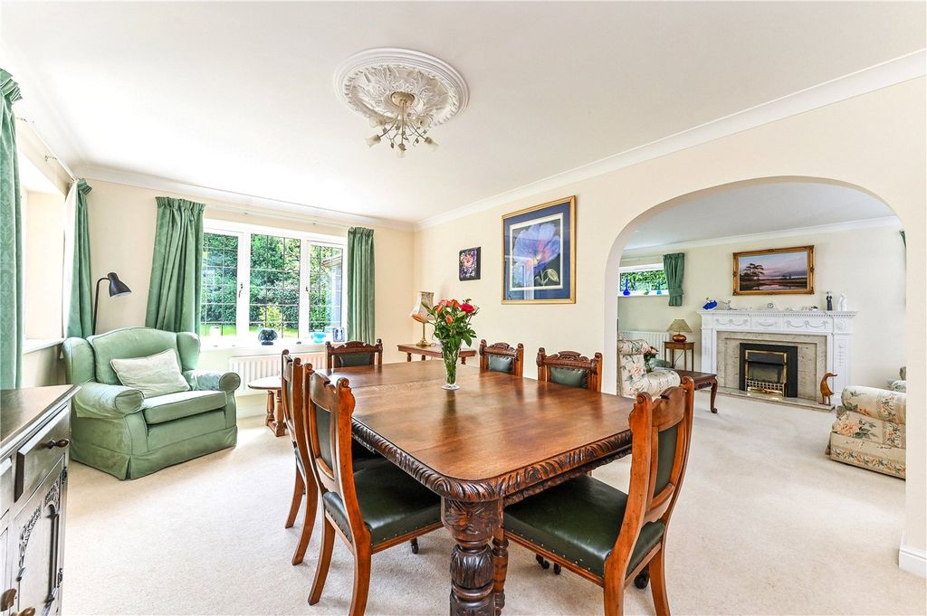 Property photo 2 of 17 Dining Room
