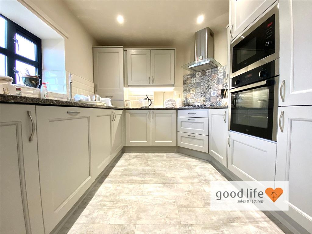 Property photo 2 of 22 20260415_141919917_Ios17Wheatschef.Jpg