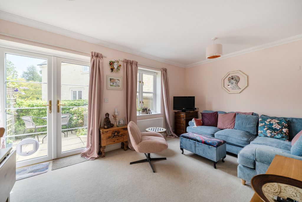 Property photo 1 of 23