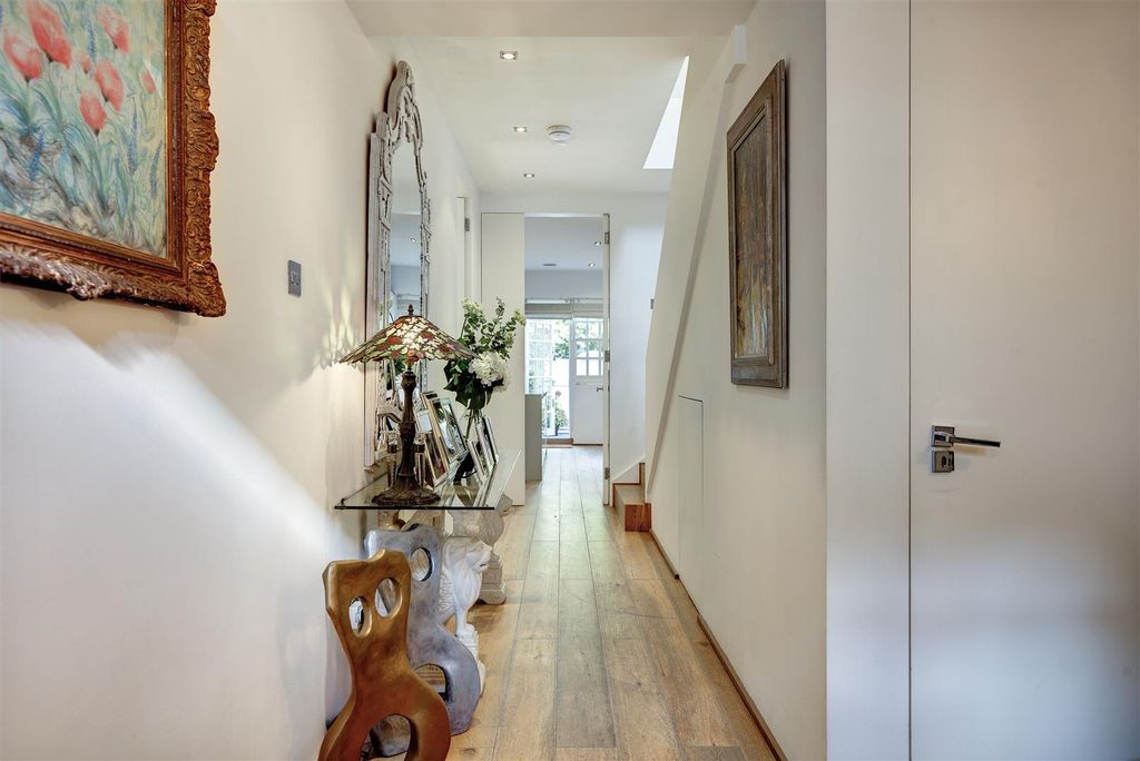 Property photo 2 of 14 5 Elm Tree Close 2340 Hall.Jpg