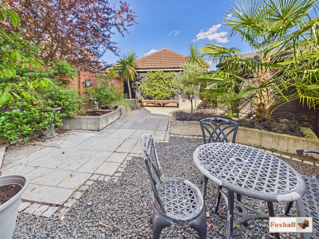Property photo 2 of 27 Rear Garden