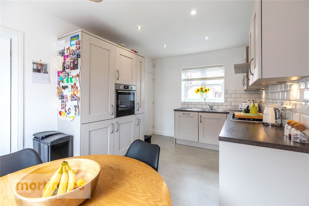 Property photo 3 of 25 Kitchen Dining Room