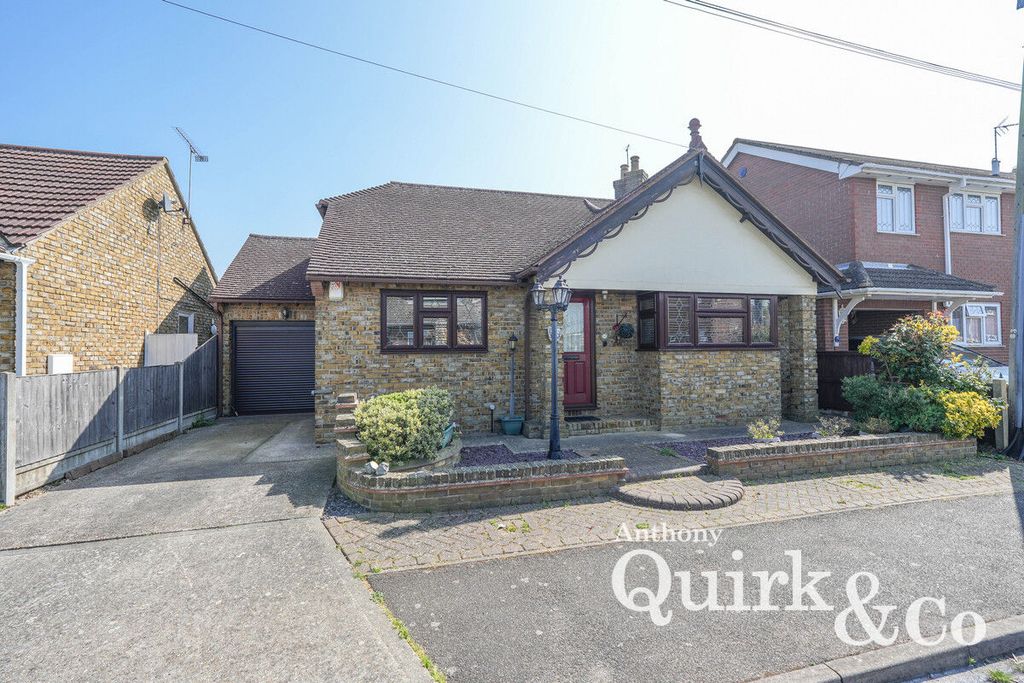 Property photo 1 of 11