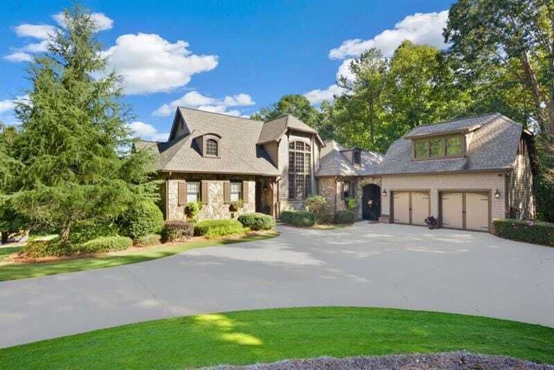Property photo 1 of 30