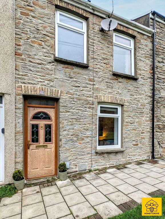 Property photo 1 of 15 Front (Exterior)