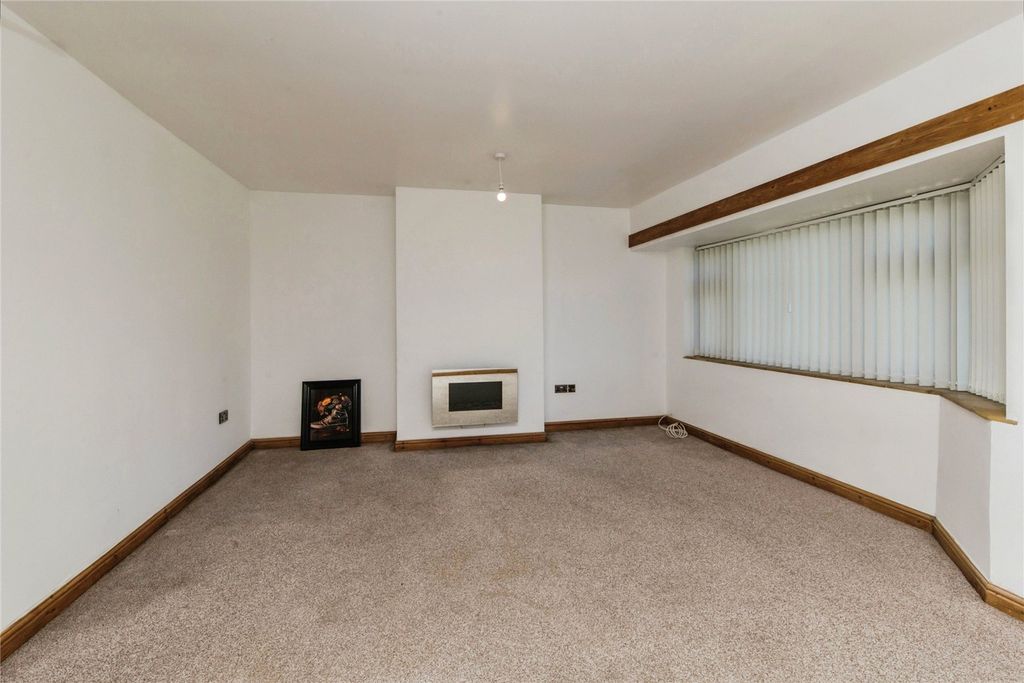 Property photo 2 of 19 Picture No. 04
