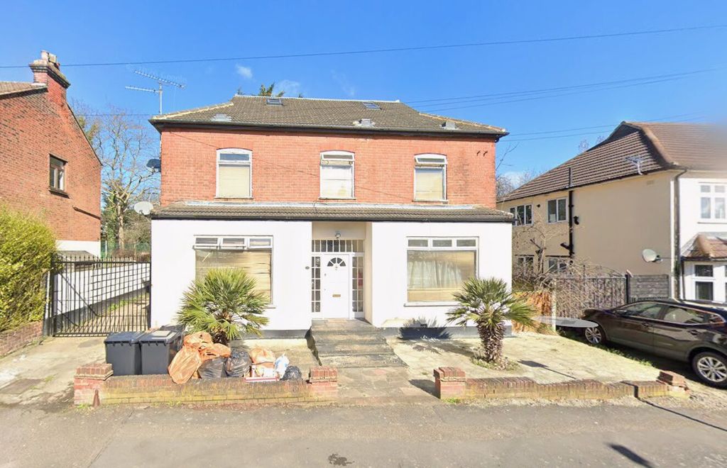 Property photo 1 of 1